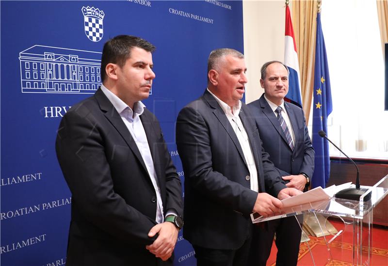 Konferencija za medije Kluba zastupnika Mosta