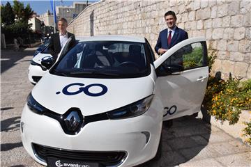 Grad Dubrovnik uveo "car sharing" sustav s 30 električnih vozila