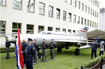 28th anniversary of Peresin's flying of MIG 21 to Austria commemorated