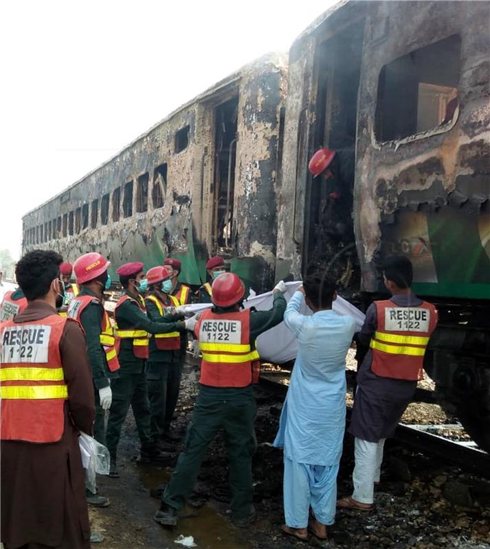 PAKISTAN FIRE TRANSPORT ACCIDENT