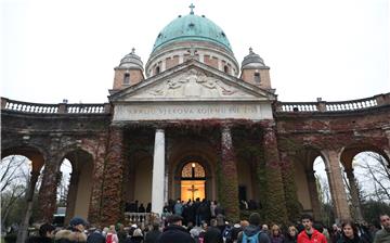 Mirogoj na blagdan Svih svetih