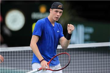 ATP Pariz: Shapovalov u polufinalu