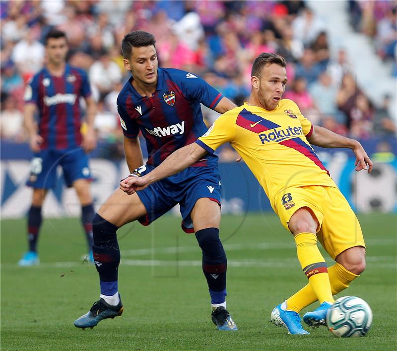 Španjolska: Levante - Barcelona 3-1