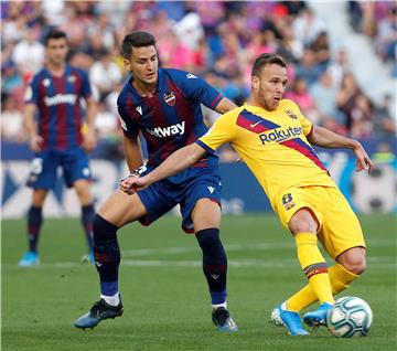 Španjolska: Levante - Barcelona 3-1