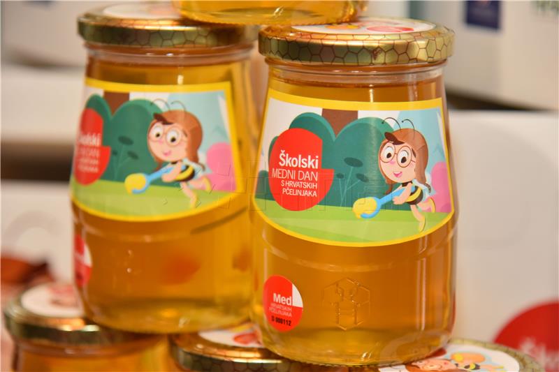 Green List calls for stepping up control on honey