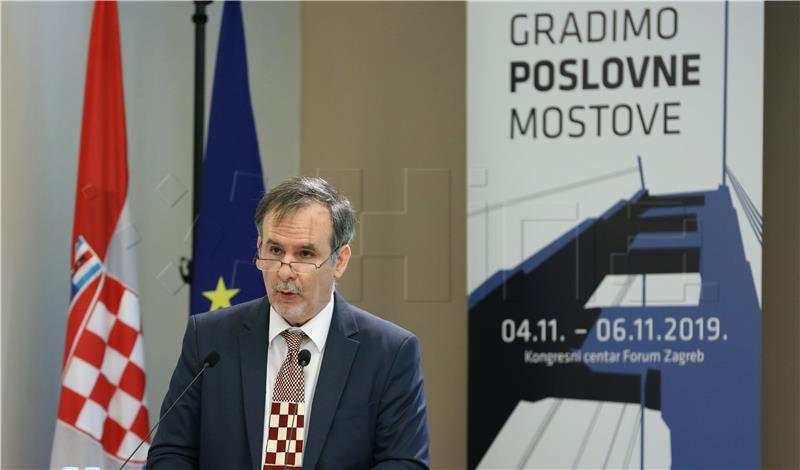 Konferencija "Meeting G2.5 - gradimo poslovne mostove"