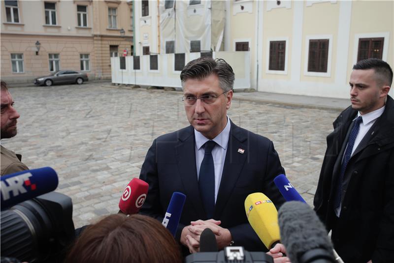 Plenković opovrgnuo da će Vučić govoriti u Saboru