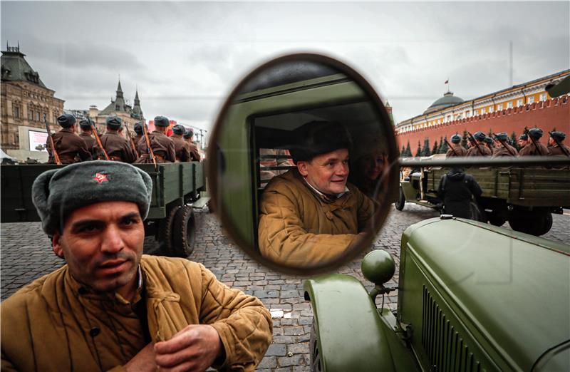 RUSSIA HISTORICAL PARADE