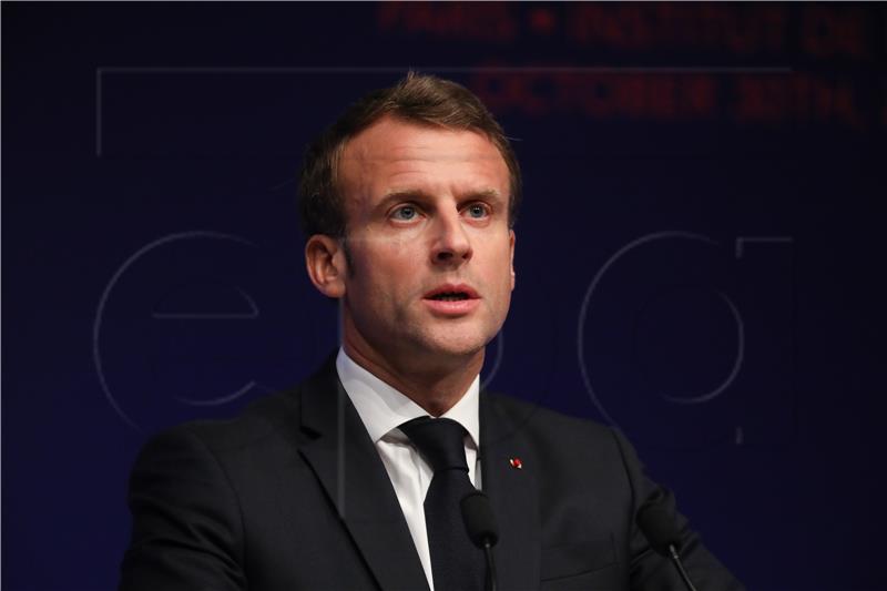 Macron: Bosnia "ticking time-bomb" due to returning jihadists