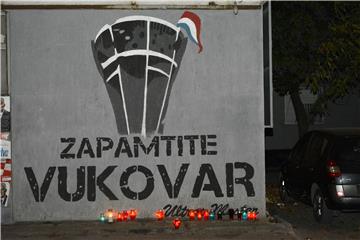 Grad Vukovar osudio postavljanje spomen-ploče generalu JNA