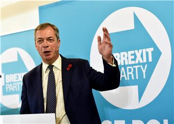 Farage kaže da se Brexit neće natjecati s konzervativcima premijera Johnsona za 317 mjesta