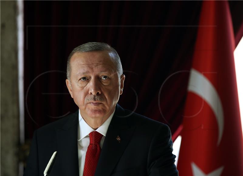 Erdogan prijeti Europi otvaranjem vrata militantima Islamske države 