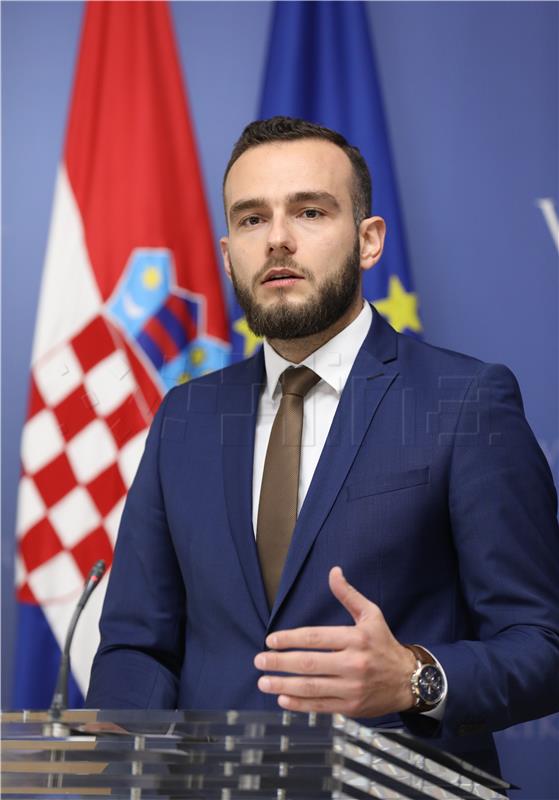 Aladrovic: Govt will present new offer to unions on Wednesday