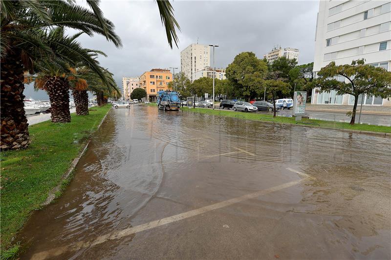 U Zadru palo oko 55 litara kiše po četvornom metru