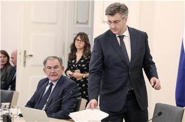 Plenković: Prvi krug predsjedničkih izbora 22. prosinca