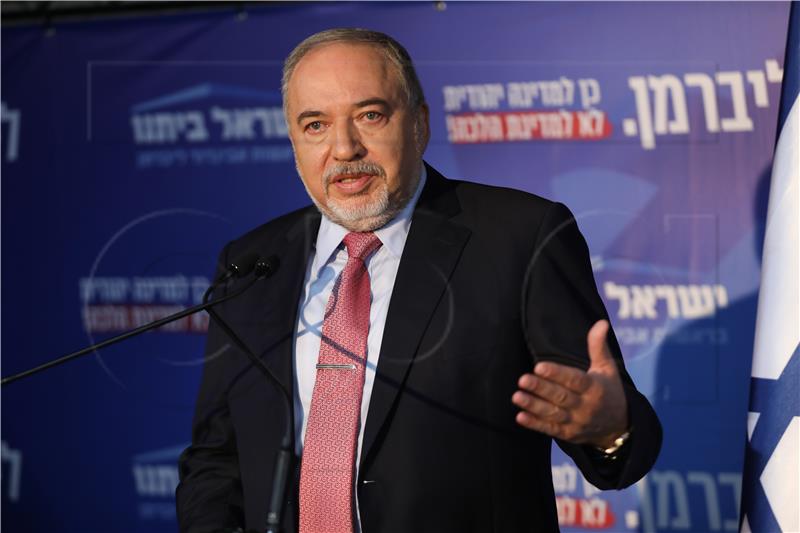 Izrael: Lieberman ne želi podržati ni Netanyahua niti Gantza