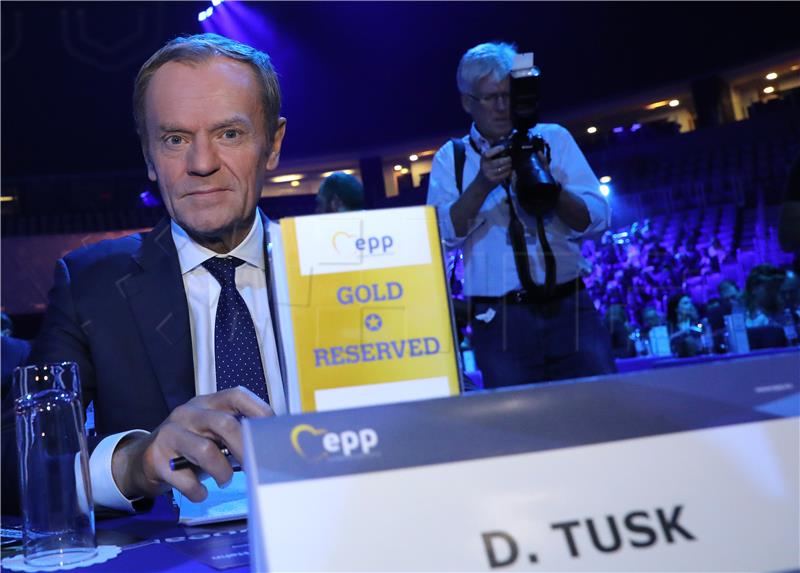 Tusk embarking on fight for voters against populists