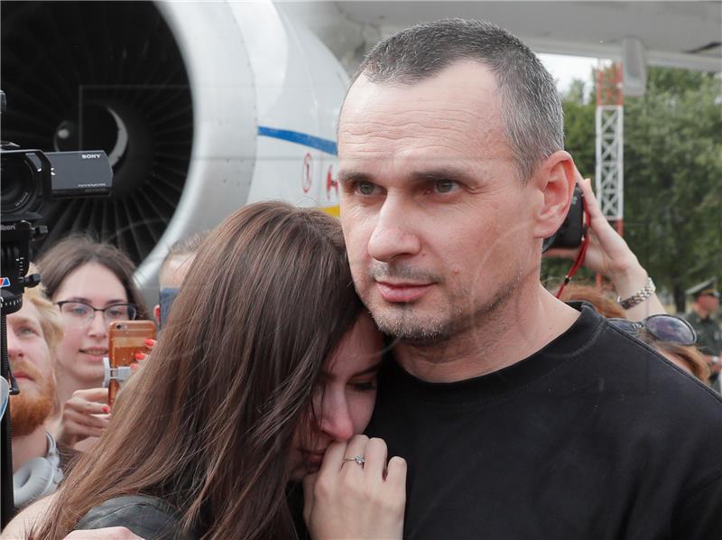 Sentsov europarlamentarcima: Rusija želi silom vladati, ne vjerujte Putinu