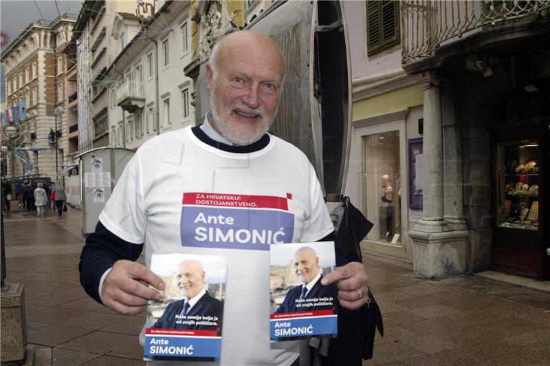 Ante Simonic begins collecting signatures for his presidential bid