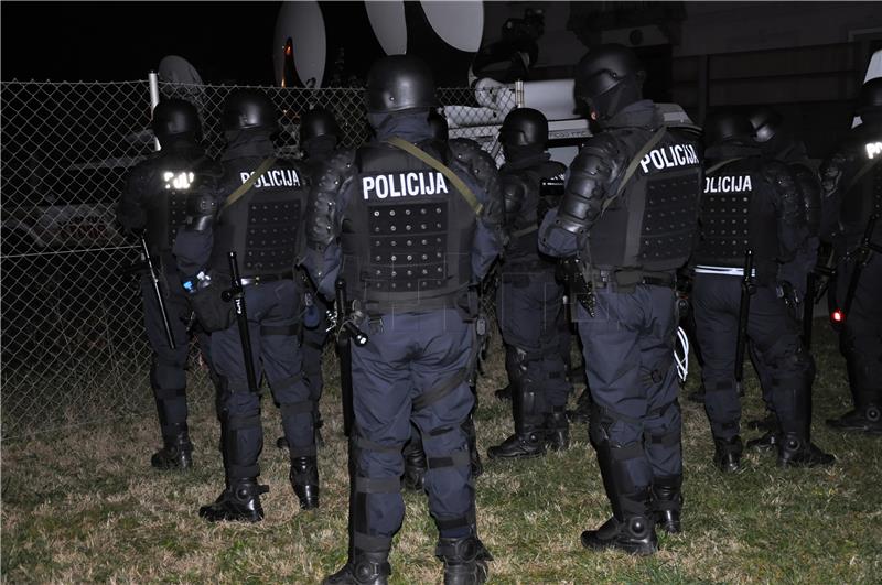 Slovenian police disarm members of Stajerska Guard