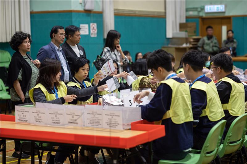 Hong Kong vote counting