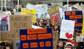 Prosvjed u organizaciji sindikata osnovnih i srednjih škola