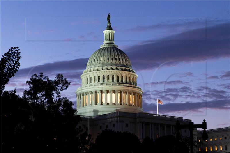 Zračna uzbuna u Washingtonu, Bijela kuća i Capitol nakratko zatvoreni