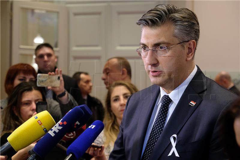 Plenković ne otkriva hoće li tražiti zabranu štrajka odbiju li sindikati ponudu