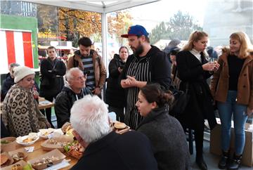 Na zagrebačkom Adventu otvoreno "Fuliranje"