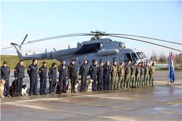 Doček članova posade i helikoptera Mi-171Sh