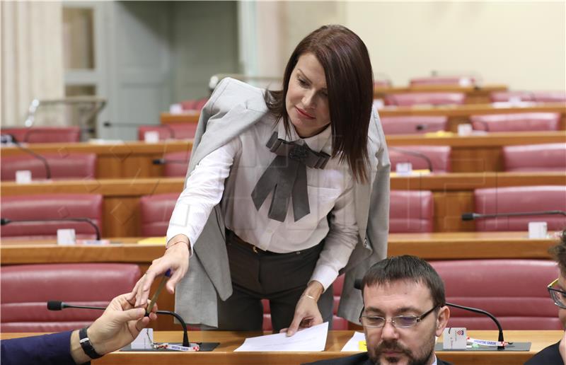 HDZ accuses SDP MP of hypocrisy, she says criticism misplaced