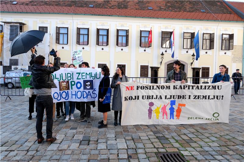 Prosvjed mladih FridaysForFuture