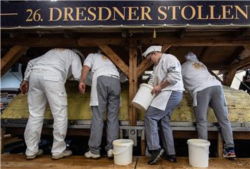 GERMANY TRADITION STOLLEN FESTIVAL