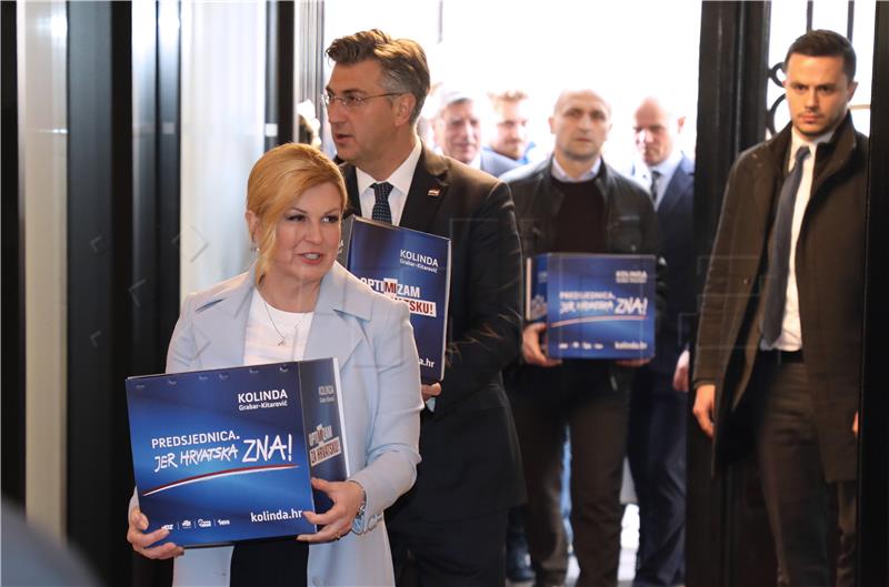 Kolinda Grabar-Kitarović predala Državnom izbornom povjerenstvu kandidaturu za predsjedničke izbore