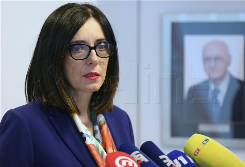 Divjak says SDP initiative for her dismissal not high on her long list of priorities