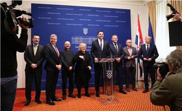 Zajednička konferencije za medije oporbe o načinu izbora predsjednika Republike Hrvatske