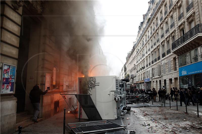 FRANCE GENERAL STRIKE