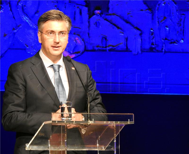 Plenković: 3,68 milijardi za strateški razvoj Krapinsko-zagorske županije