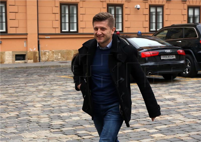 Marić: Vlada spremna na dijalog s policajcima, ali na normalan i argumentiran način