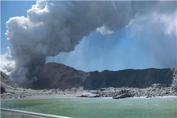 NEW ZEALAND VOLCANIC ERUPTION