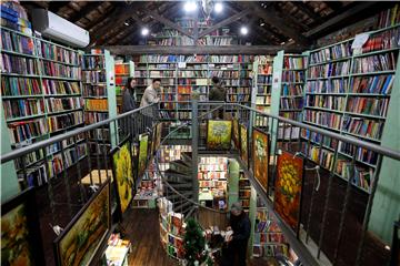 VIETNAM LITERATURE BOOKSTORE