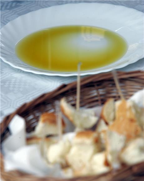 Croatian olive oils show best medicinal properties in ARISTOIL project 