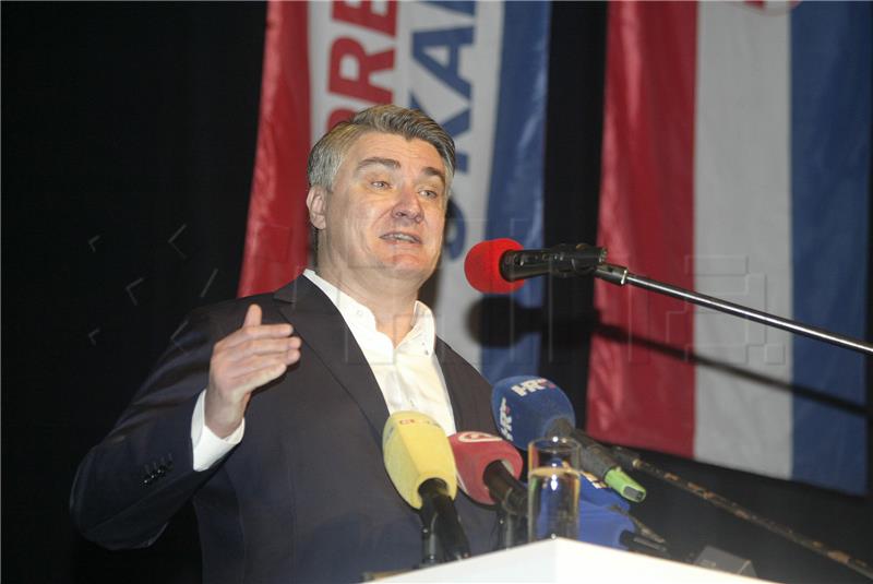 Zoran Milanović održao predizborni skup u Rijeci