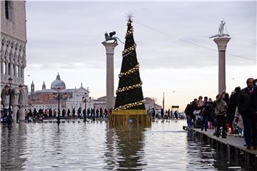 ITALY VENICE WEATHER