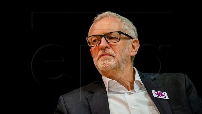 Corbyn se ispričao zbog povijesnog poraza laburista