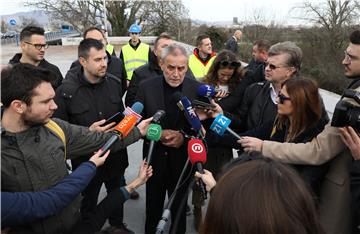 Gradonačelnik Bandić obišao Most slobode na kojemu su završeni radovi