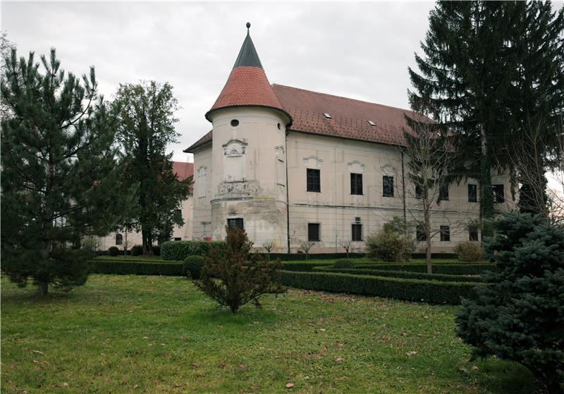 Park oko dvorca Lužnica zaštićeno područje