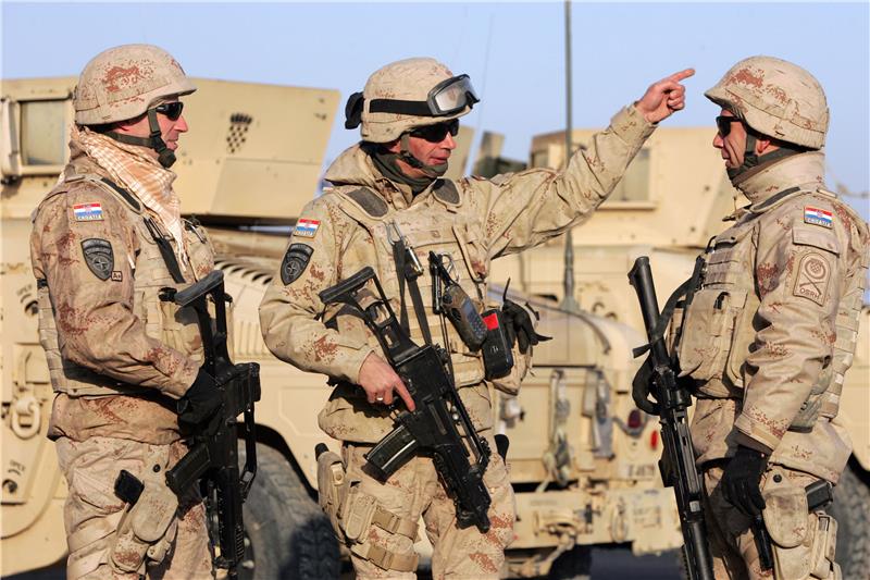 Defence minister visits Croatian contingent in Afghanistan 
