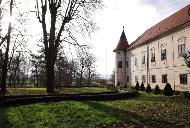 Luznica Castle gardens designated park architecture monument