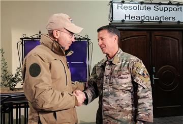 Ministar Krstičević sa zapovjednikom Resolute Support-a generalom Millerom